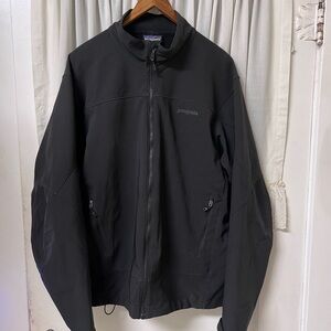 Patagonia Men's Dark Gray Performance Jacket